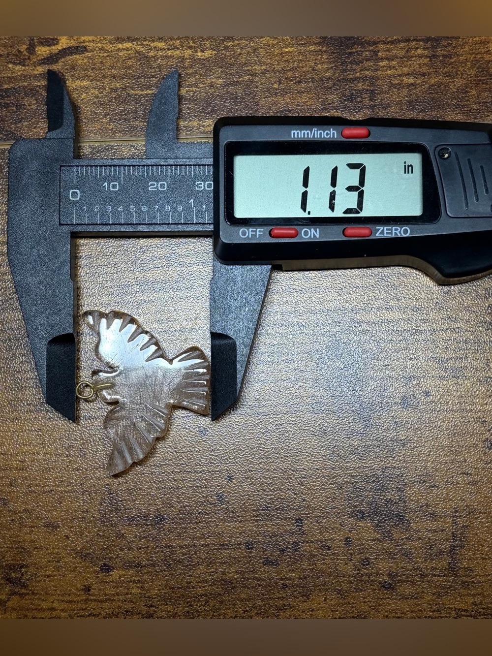Carved Golden Stone Eagle Bird Pendant - Picture 8 of 9